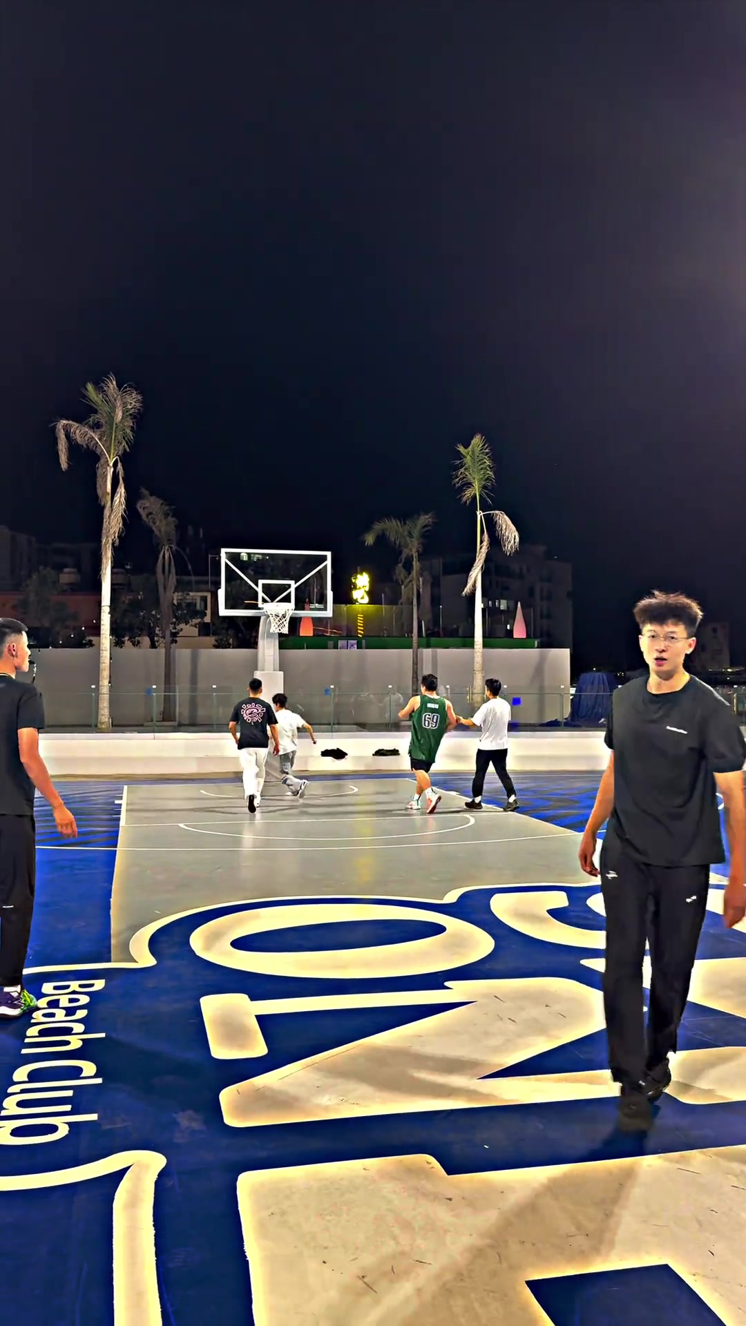 哥们，跳球还能这样跳？？