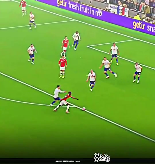 热刺摆大巴也没有用！看C罗不停球直接敲开对手城门