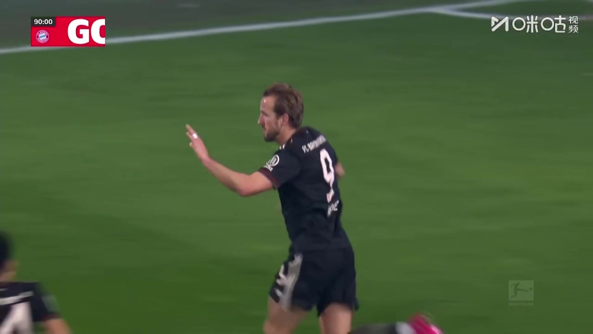 凯恩绝平！比朔夫助攻凯恩头球破门，拜仁2-2扳平柏林联合！