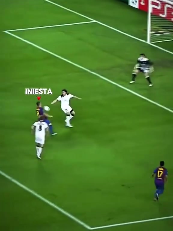 这是只属于他们二人的配合!梅西和小白那些年心有灵犀的时刻