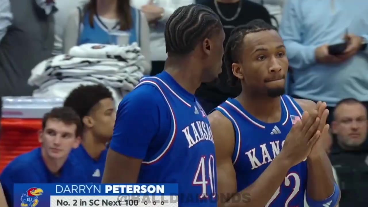 头脑冷静的得分杀手！状元大热皮特森面对北卡砍下22分集锦！