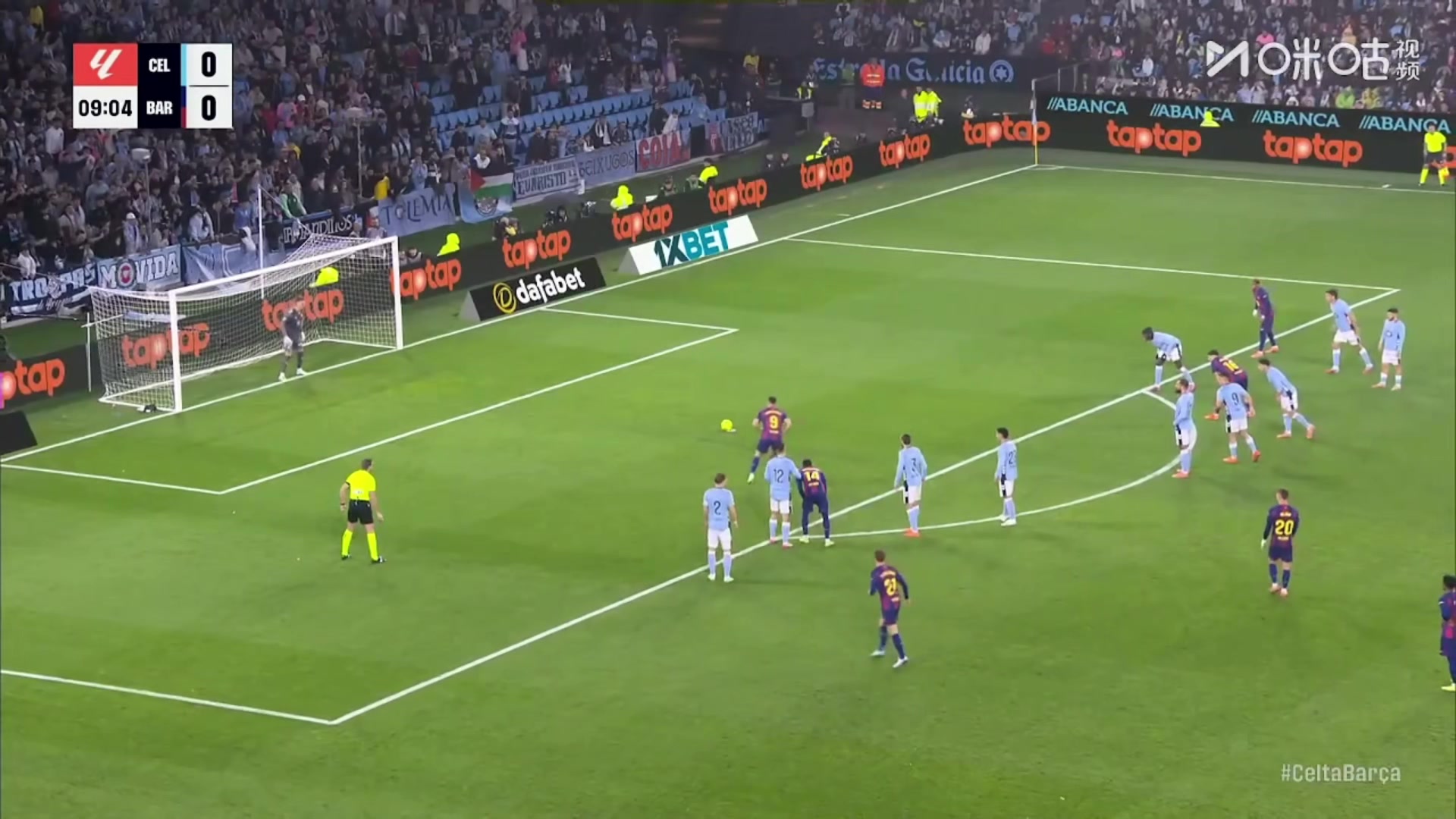 巴萨1-0塞尔塔！马科斯·阿隆索手球送点，莱万点射破门