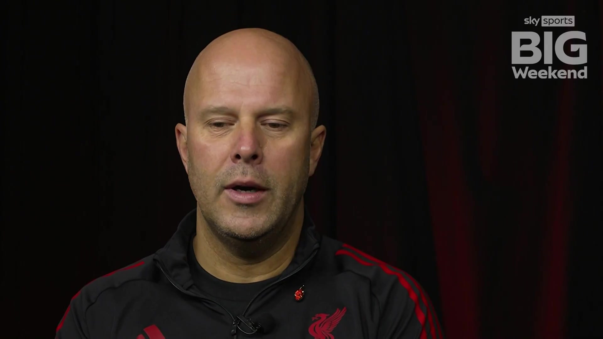 斯洛特在采访时表示：观看瓜迪奥拉的球队比赛是一种“享受”