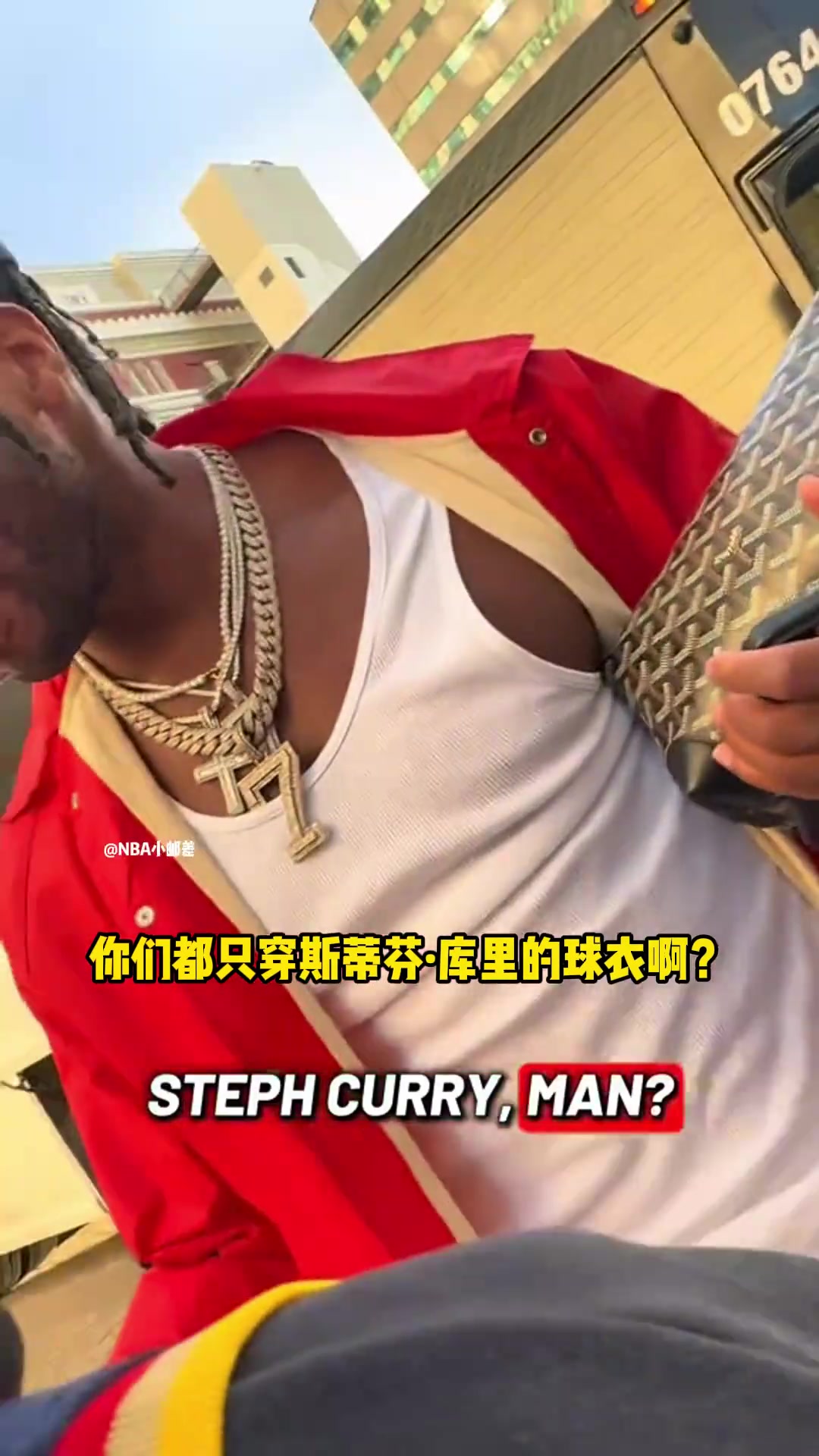 希尔德 被球迷夸是更好的射手笑答：库里才是顶级的！！