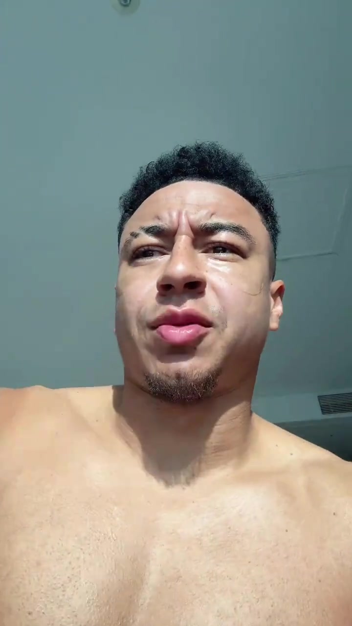 韩国真是养人啊，给我林皇从混血人种搞成亚洲黄种欧巴了~