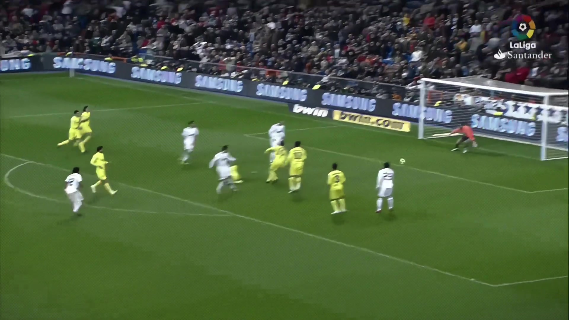 C罗这核心力量太逆天了！如此恐怖的身体素质，何尝也不是天赋