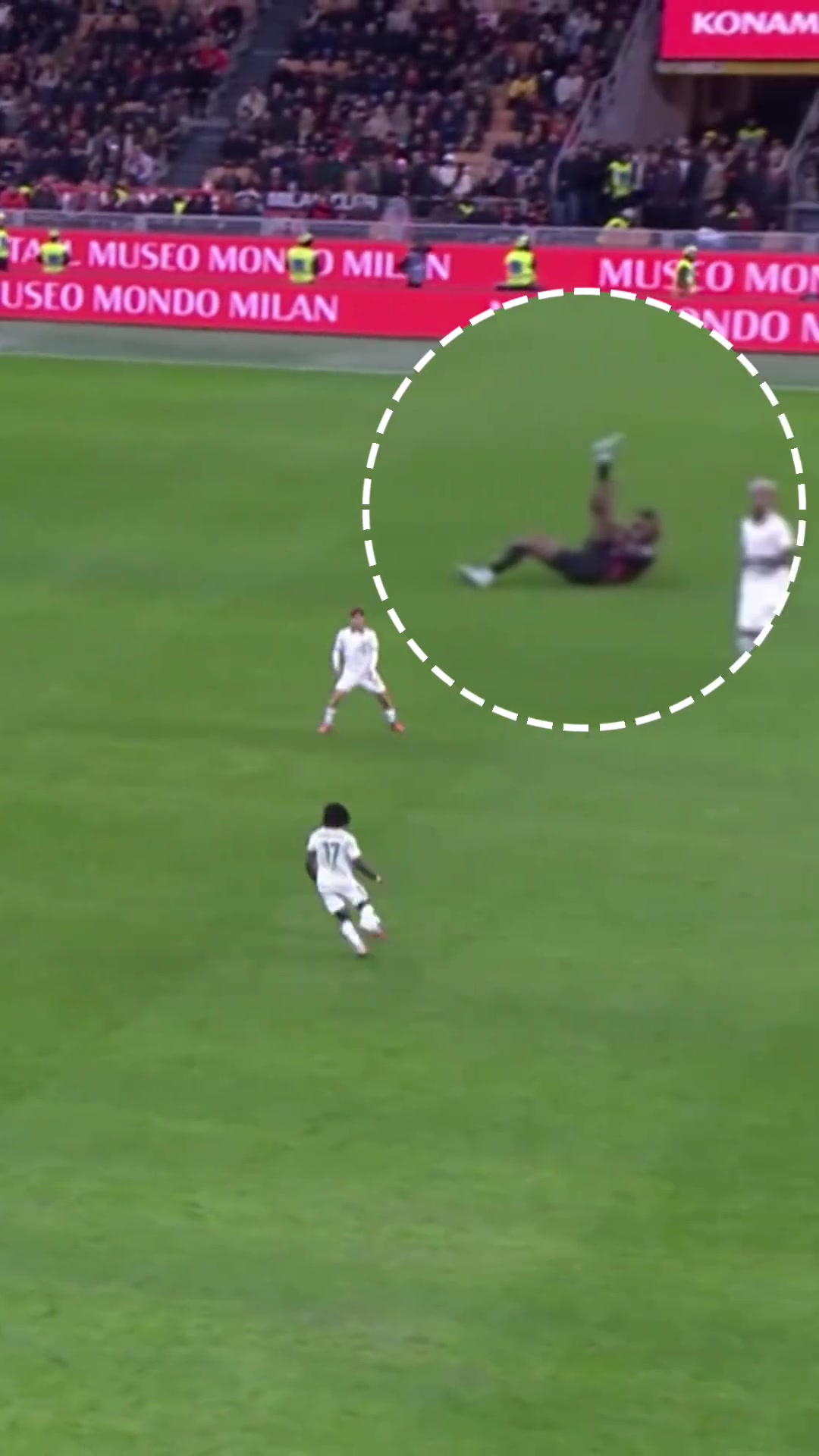 不愧是勤笑公！莱奥：足球，一定要笑着踢！