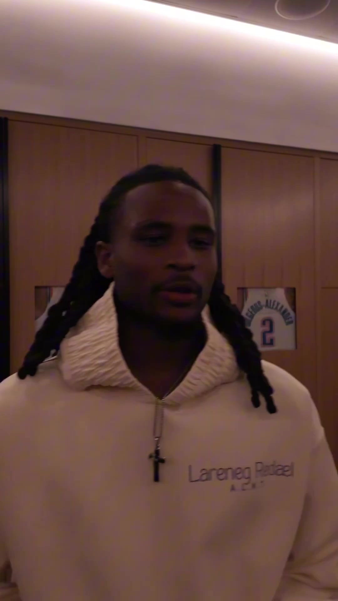 过去两场主防库里和东契奇,效果奇佳!卡森采访中却依旧非常