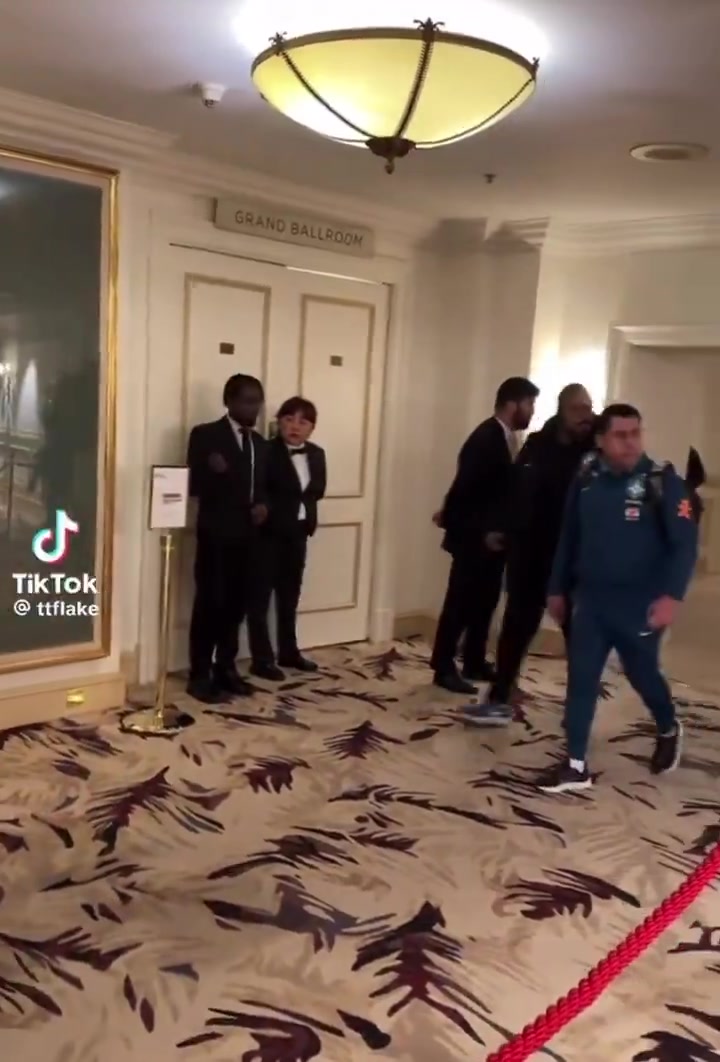 球迷：能加盟阿森纳吗？库尼亚：哈哈哈