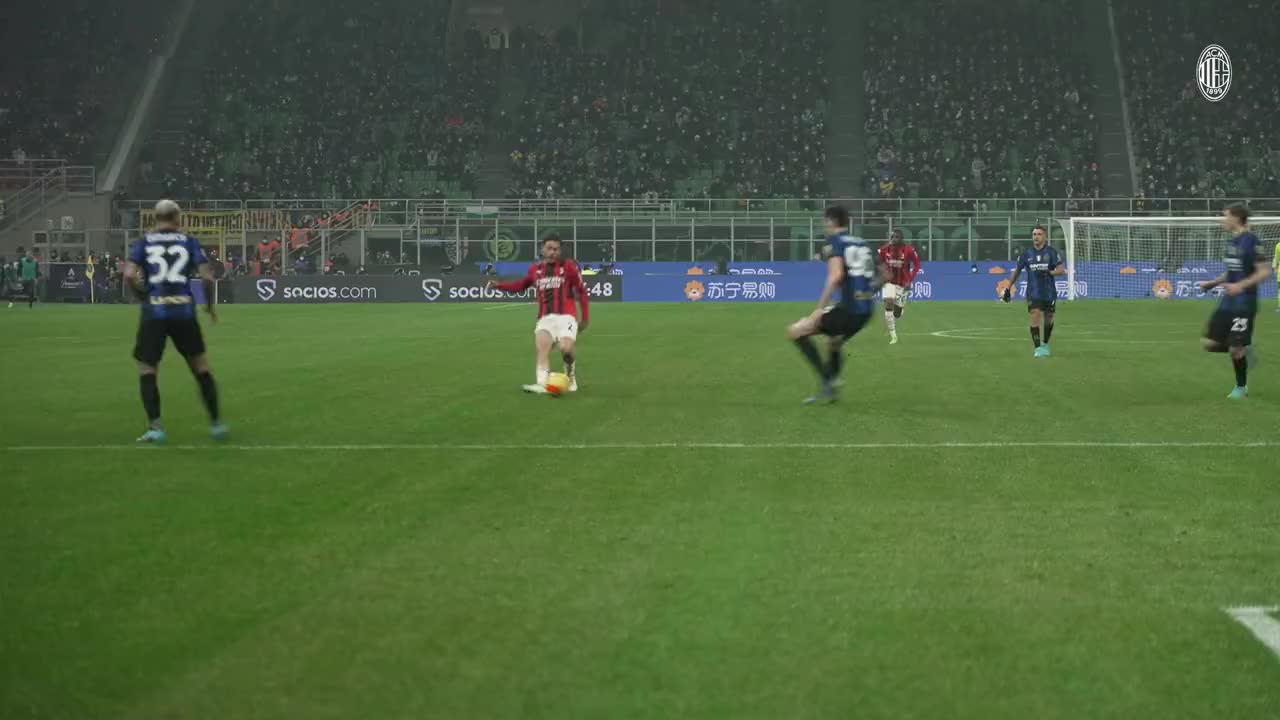 米兰德比回顾!吉鲁在3分钟内梅开二度,助AC米兰逆转战胜国米