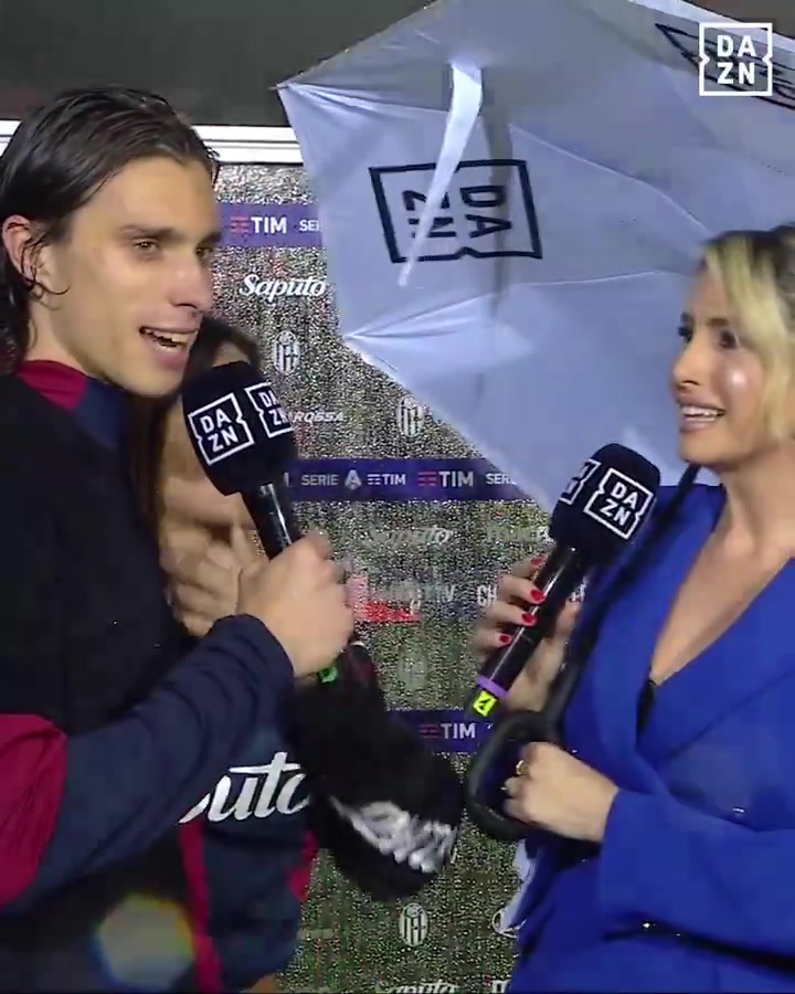 卡拉菲奥里女友标记领地的视频,看一次笑一次