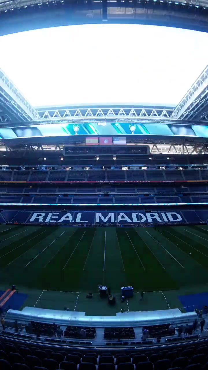 高科技！带你见识一下伯纳乌球场的变身过程