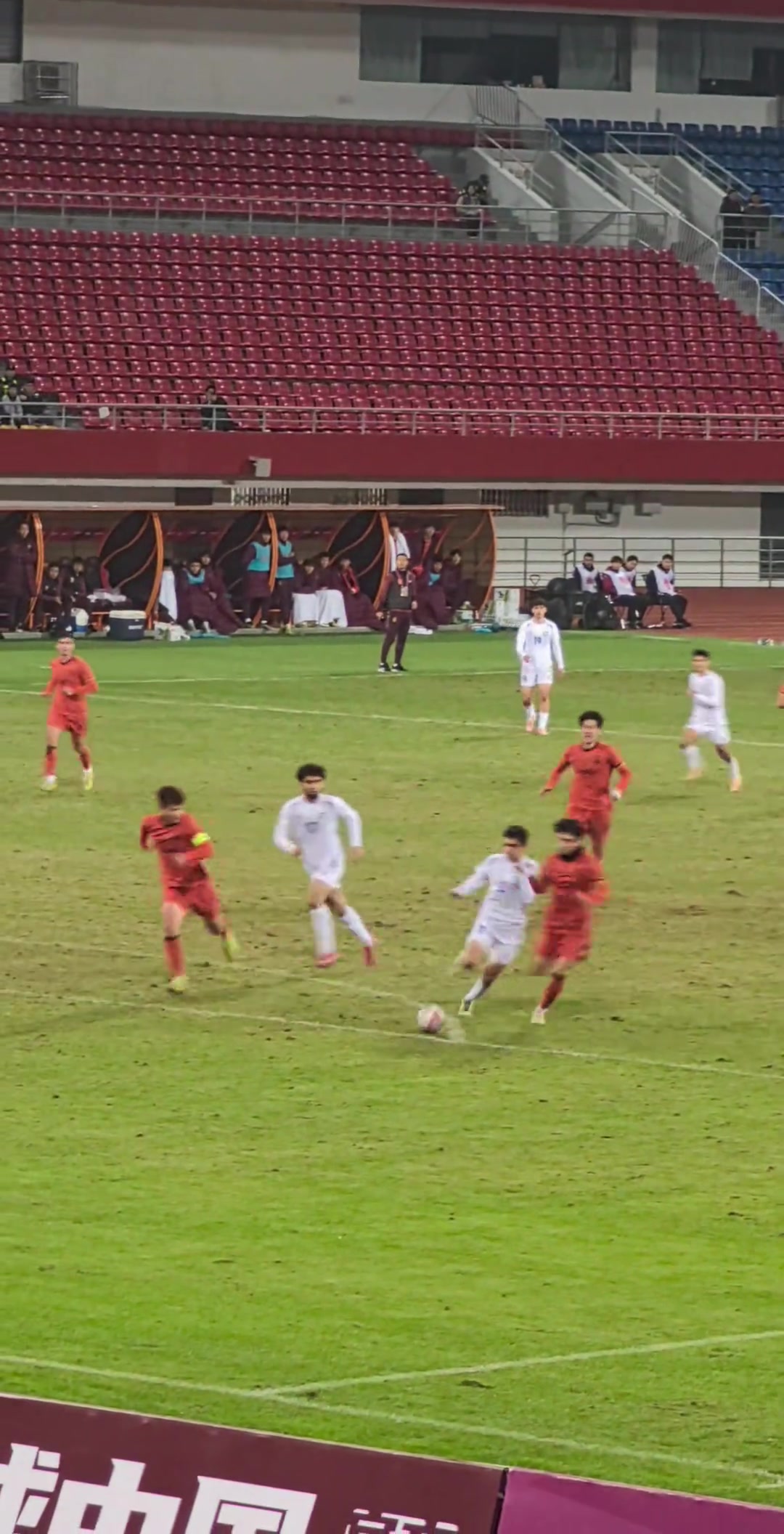 差一点！拜合拉木突破造黄牌，木塔力甫直接任意球造险