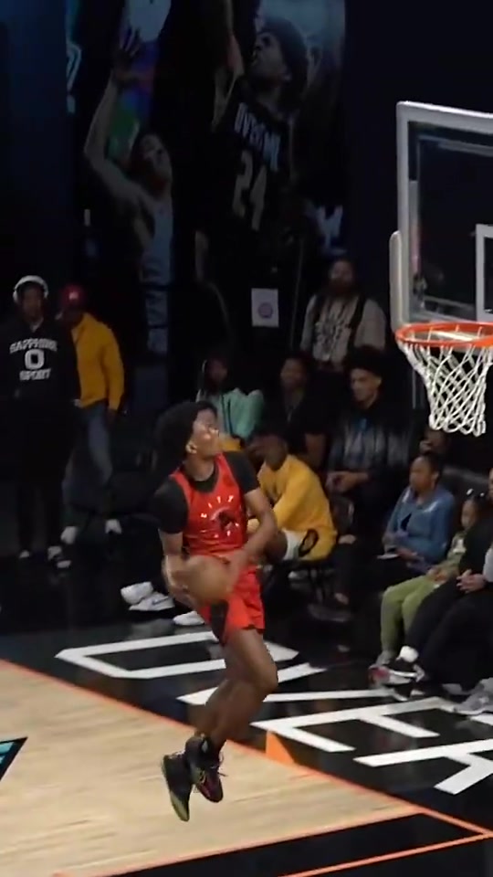 炸裂天赋！阿门俩兄弟每次跳起来，感觉整个身体有种独特悬空感！