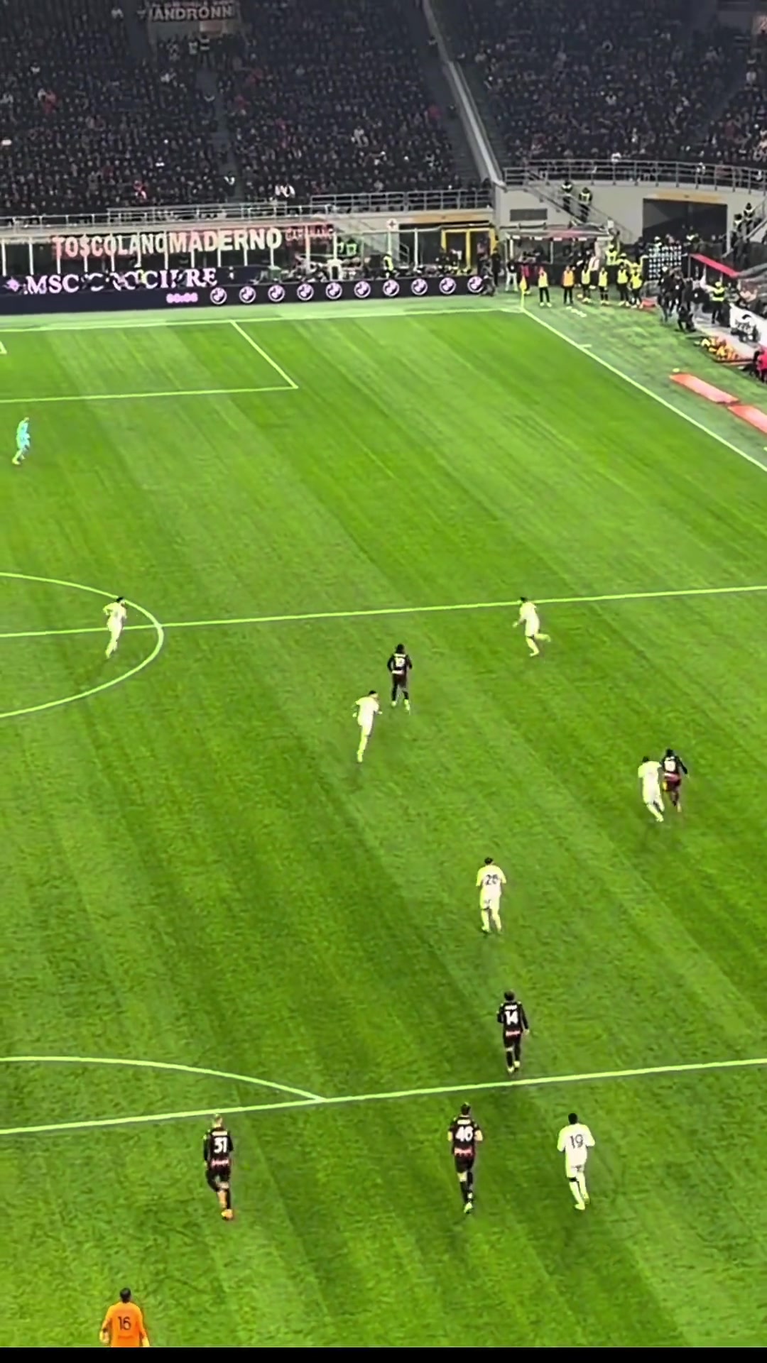 本来以为是世界级一条龙，结果临门拉了坨大的