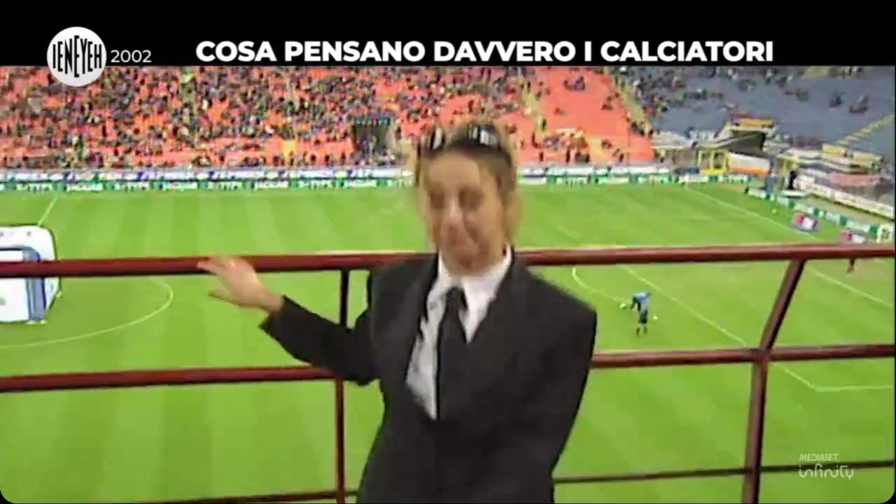 社交恐怖分子!名场面:02年美女主持人赛后采访国米球员!