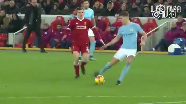 当年利物浦4-1领先曼城,70多分钟罗伯逊上演疯狂逼抢