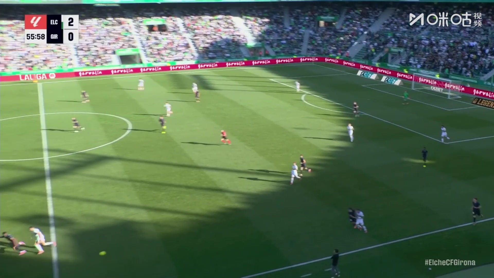 气炸队友！加扎尼加上演犯罪式送礼，队友扭头就走