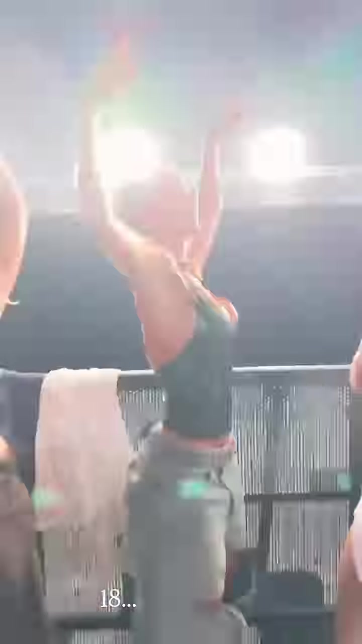 卡里乌斯老婆婚后越来越放得开啦~外国人是真喜欢蹦迪~