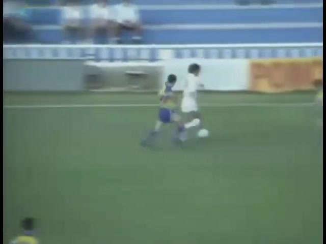 还记得他吗?名场面:莱昂纳多戏耍整条后防线轻松捅射破门!