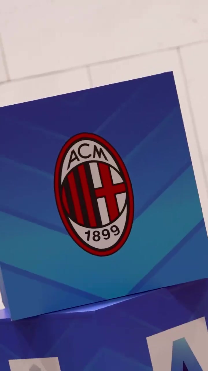 备战意超杯！AC米兰抵达利雅得的视频！