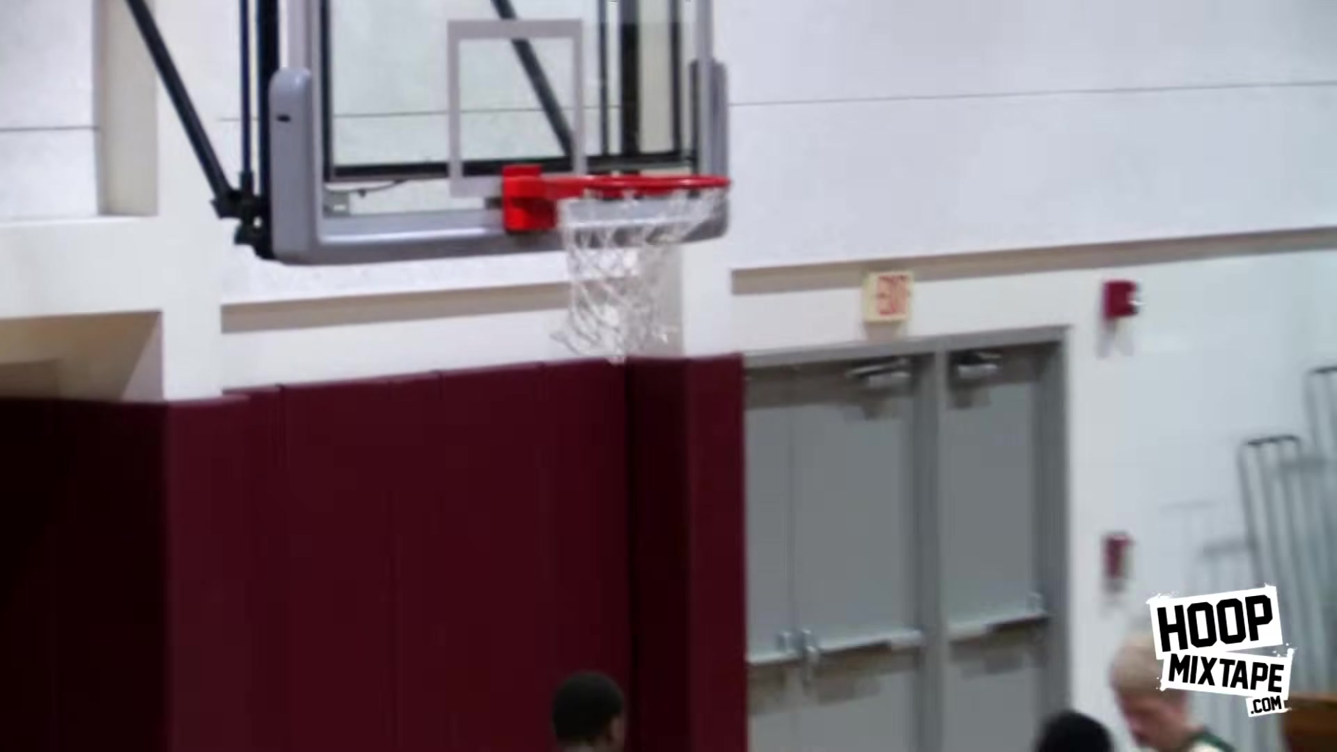 昨日在CBA上演惊艳杂耍过人的拉维特，12年前是全美第一后卫