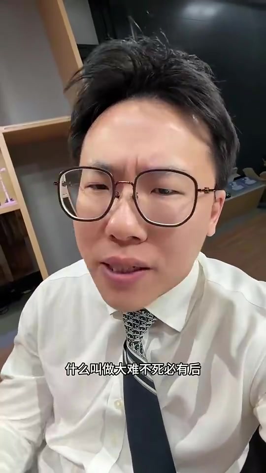 孔祥宇：迈克-布朗在针对文班方面下足功夫，马刺也为年轻付出了代价