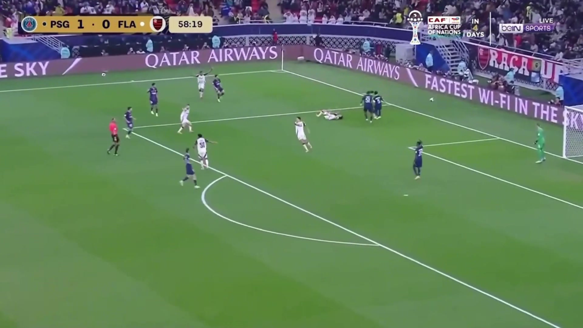 巴黎被扳平！马尔基尼奥斯送点，若日尼奥点射破门