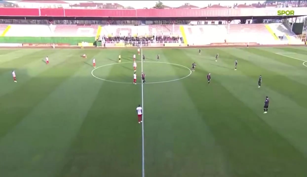 啊？土耳其乙级联赛的球员因工资拖欠而拒绝上场比赛