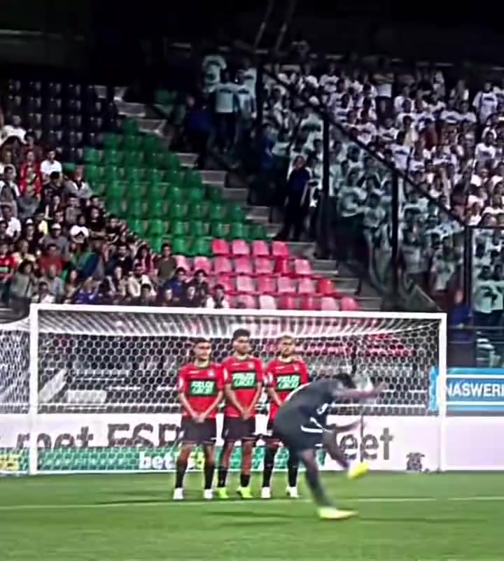 这弧线压得是真舒服啊