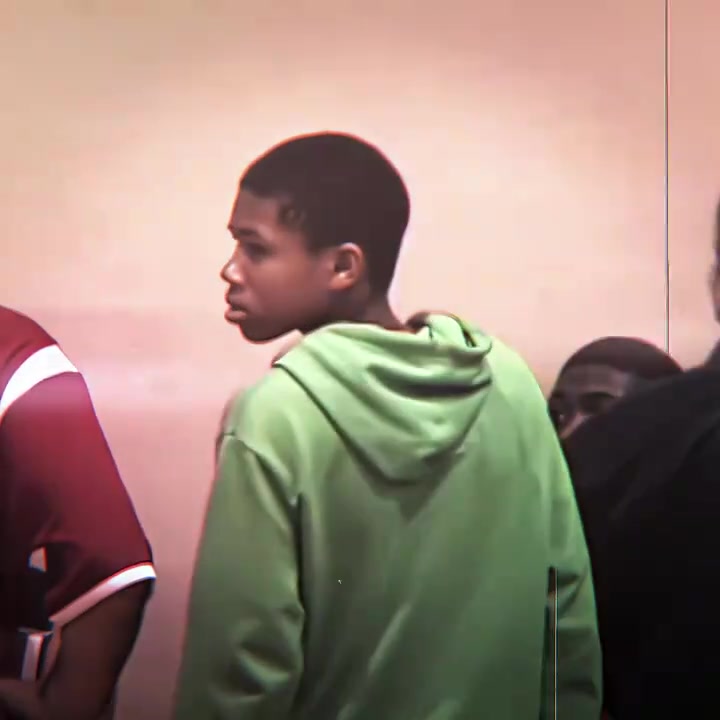 看一眼就会爆炸的转身，这就很有效果了...