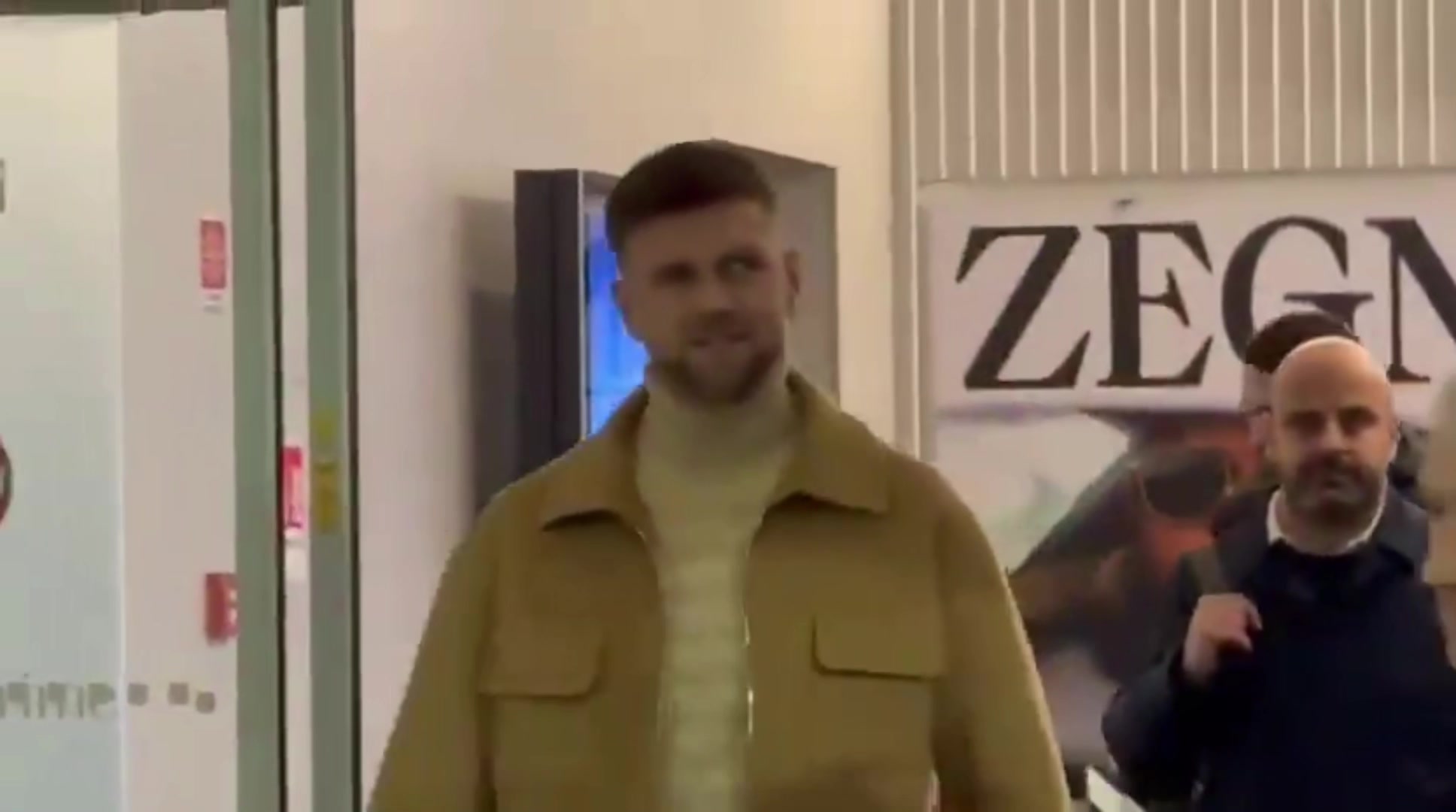 罗马诺：菲尔克鲁格抵达米兰，将接受体检，正式成为米兰新球