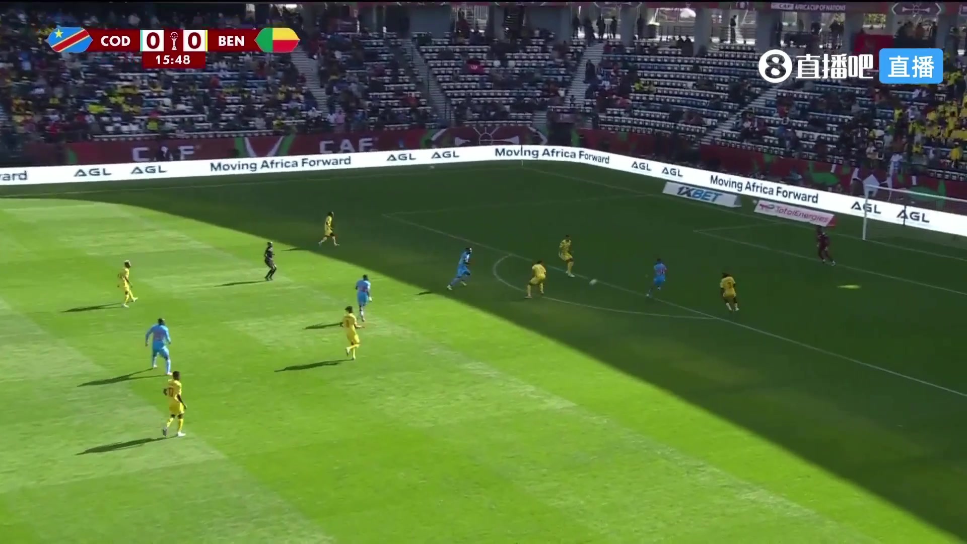 这...非洲杯贝宁后卫躲球，民主刚果博格纳达轻松破门