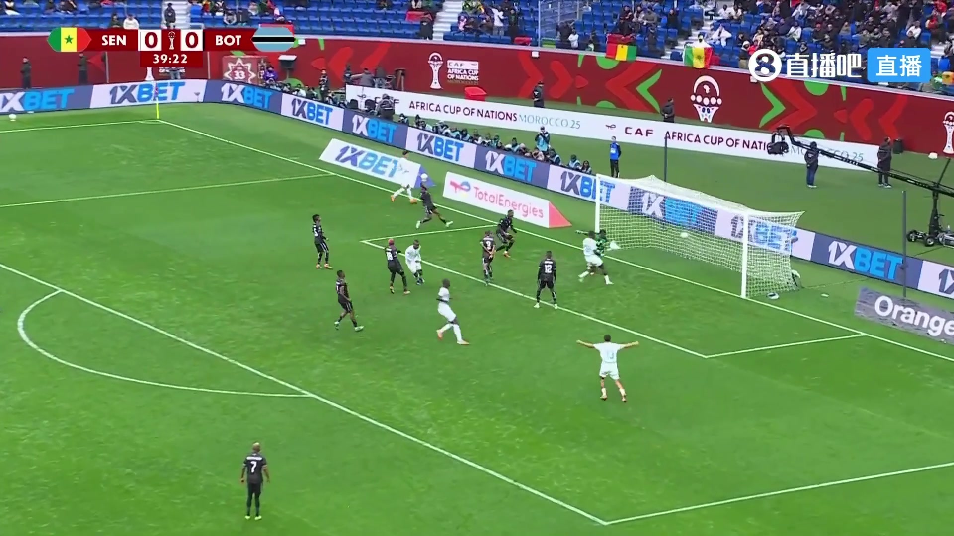 终于打破僵局！杰克逊推射破门，塞内加尔1-0领先