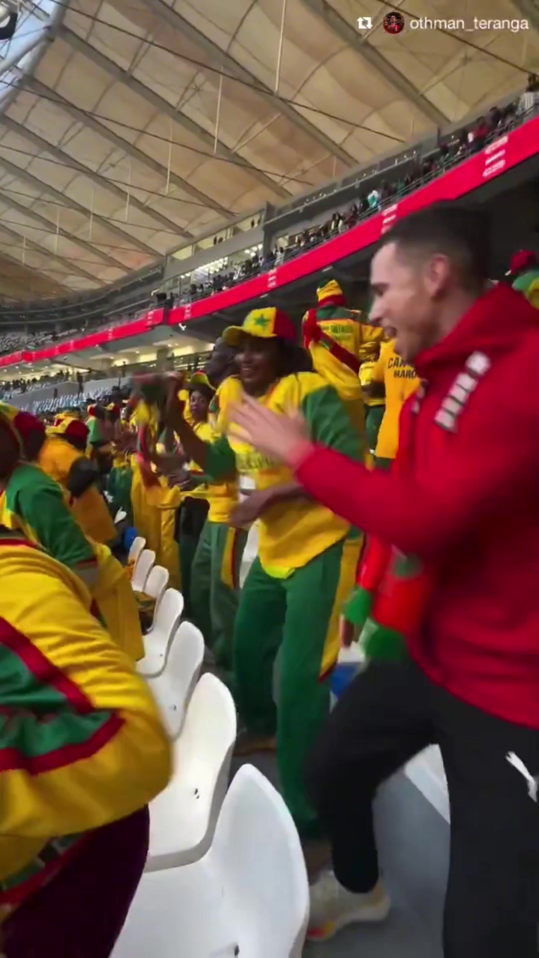 22年世界杯上走红网络后，他在25年非洲杯再次与塞内加尔队共舞