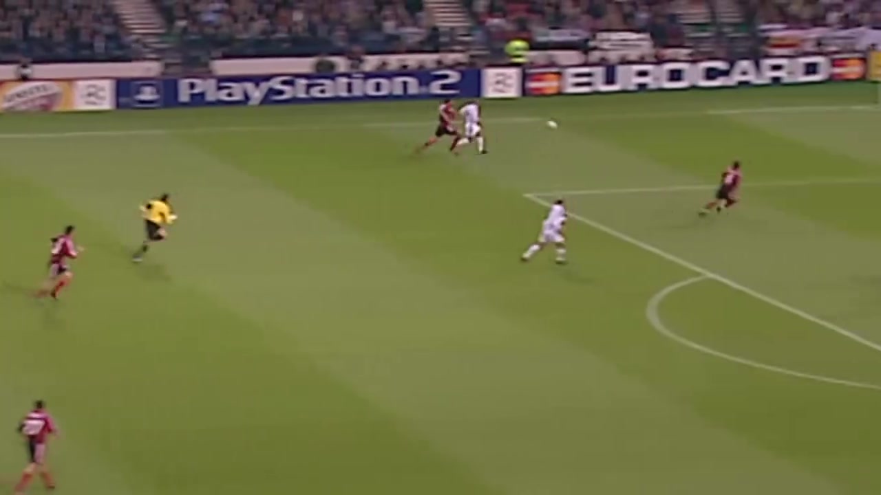 众星捧月！巅峰齐达内超强个人集锦！大师们都在讨论的大师！