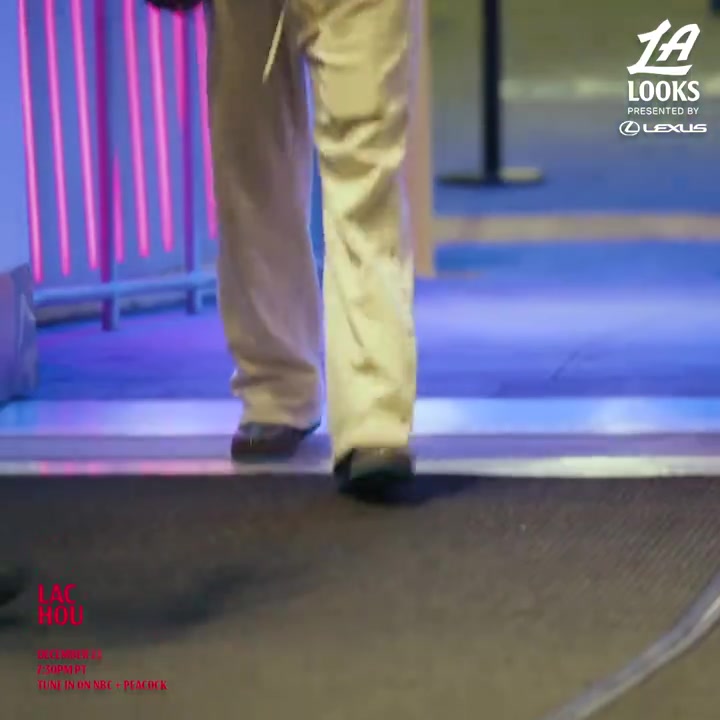 快船迎战火箭,球员们抵达球馆赛前时装秀!太帅啦