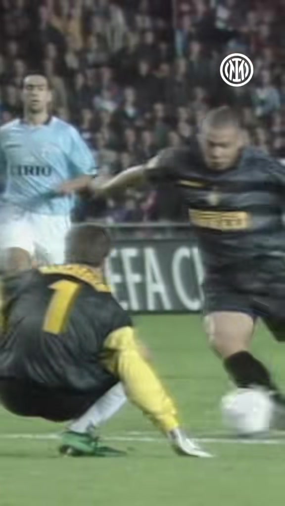 百看不厌！大罗联盟杯决赛上的“钟摆过人”至今仍被奉为神作