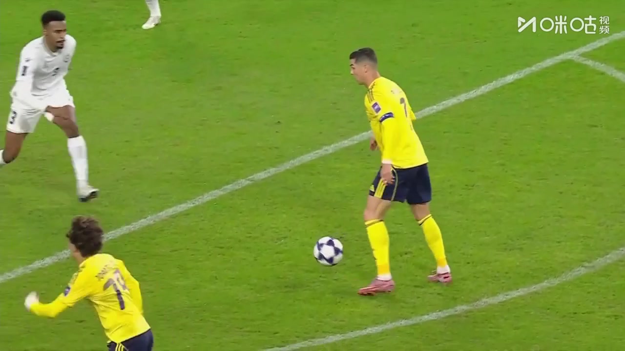 胜利上半场4-0领先！C罗送助攻菲利克斯精彩挑射破门！