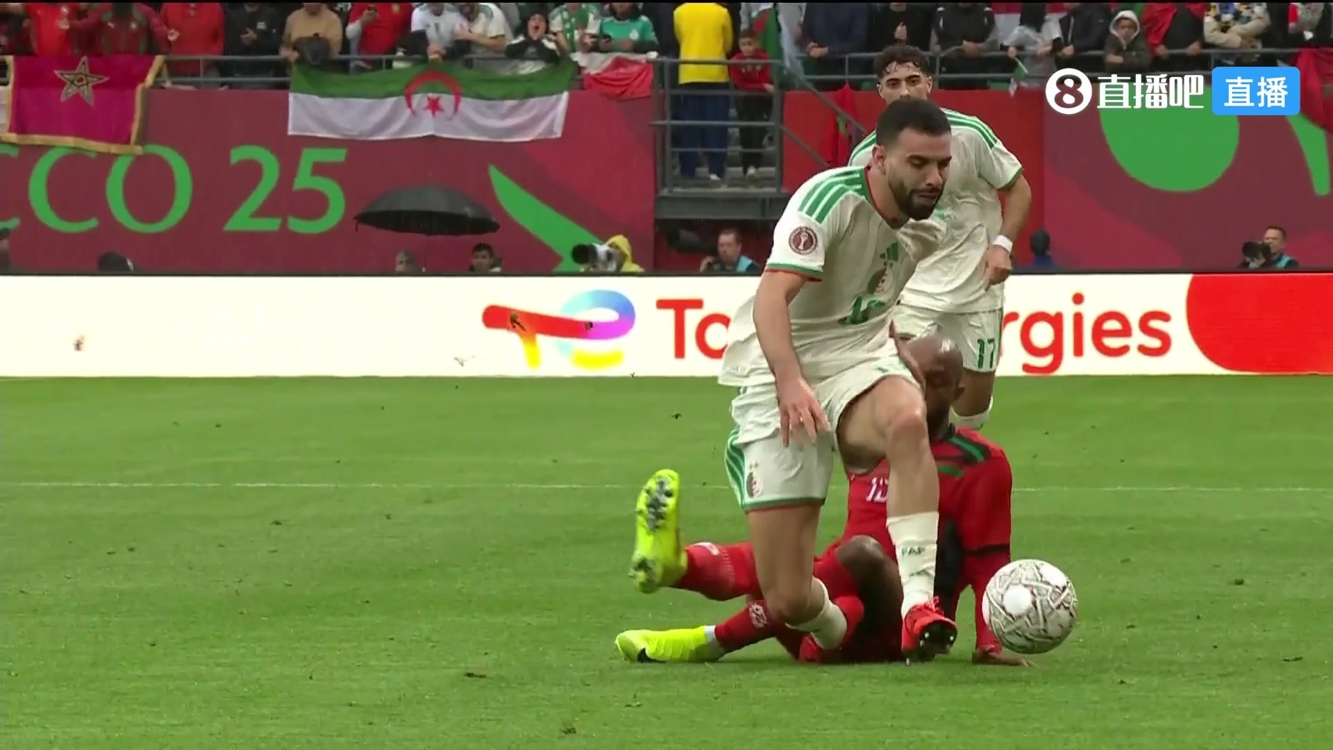 【集锦】非洲杯-阿尔及利亚3-0苏丹 马赫雷斯梅开二度