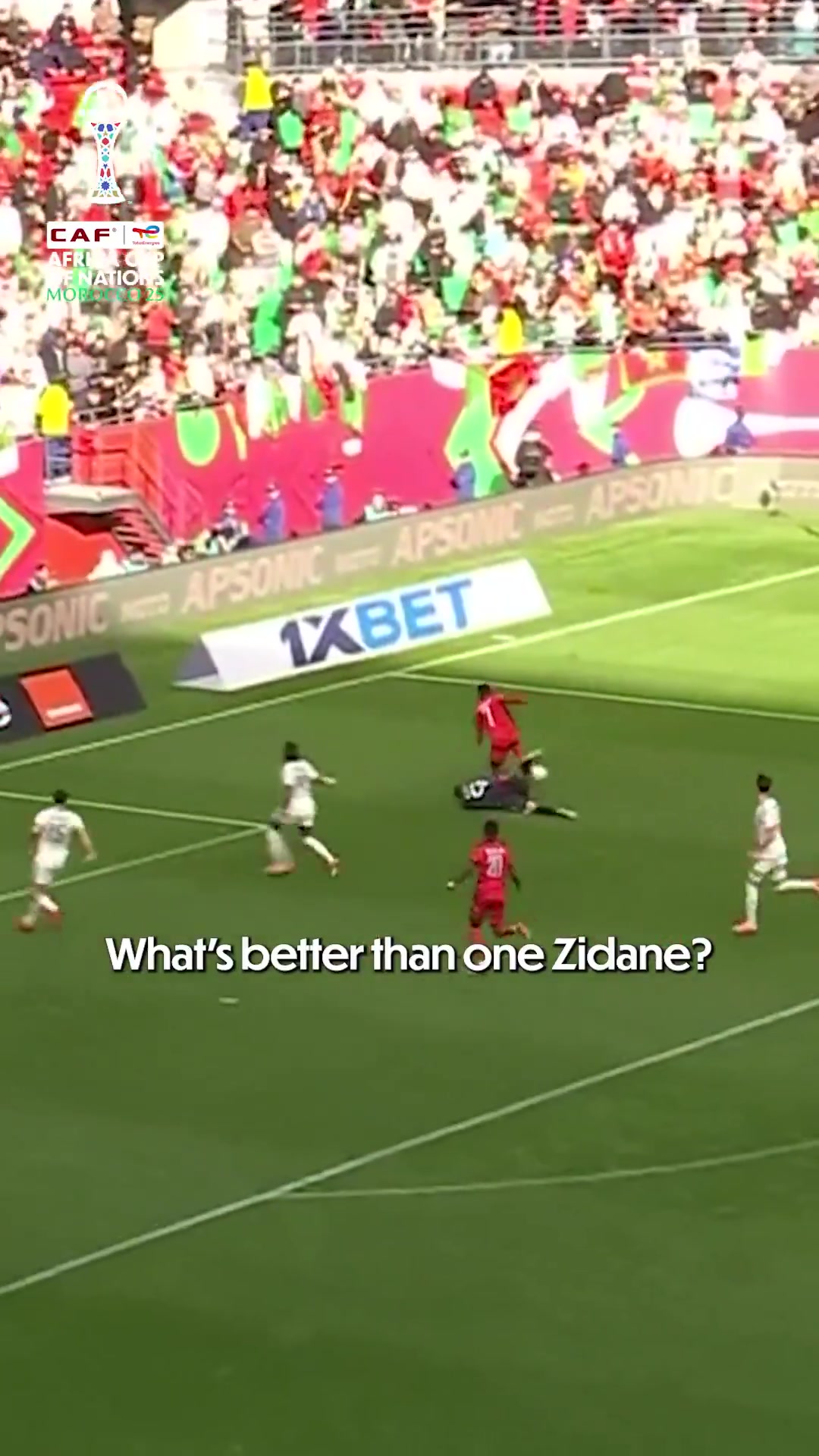 非洲籍！齐达内自看着他的儿子卢卡在非洲杯上做出精彩扑救