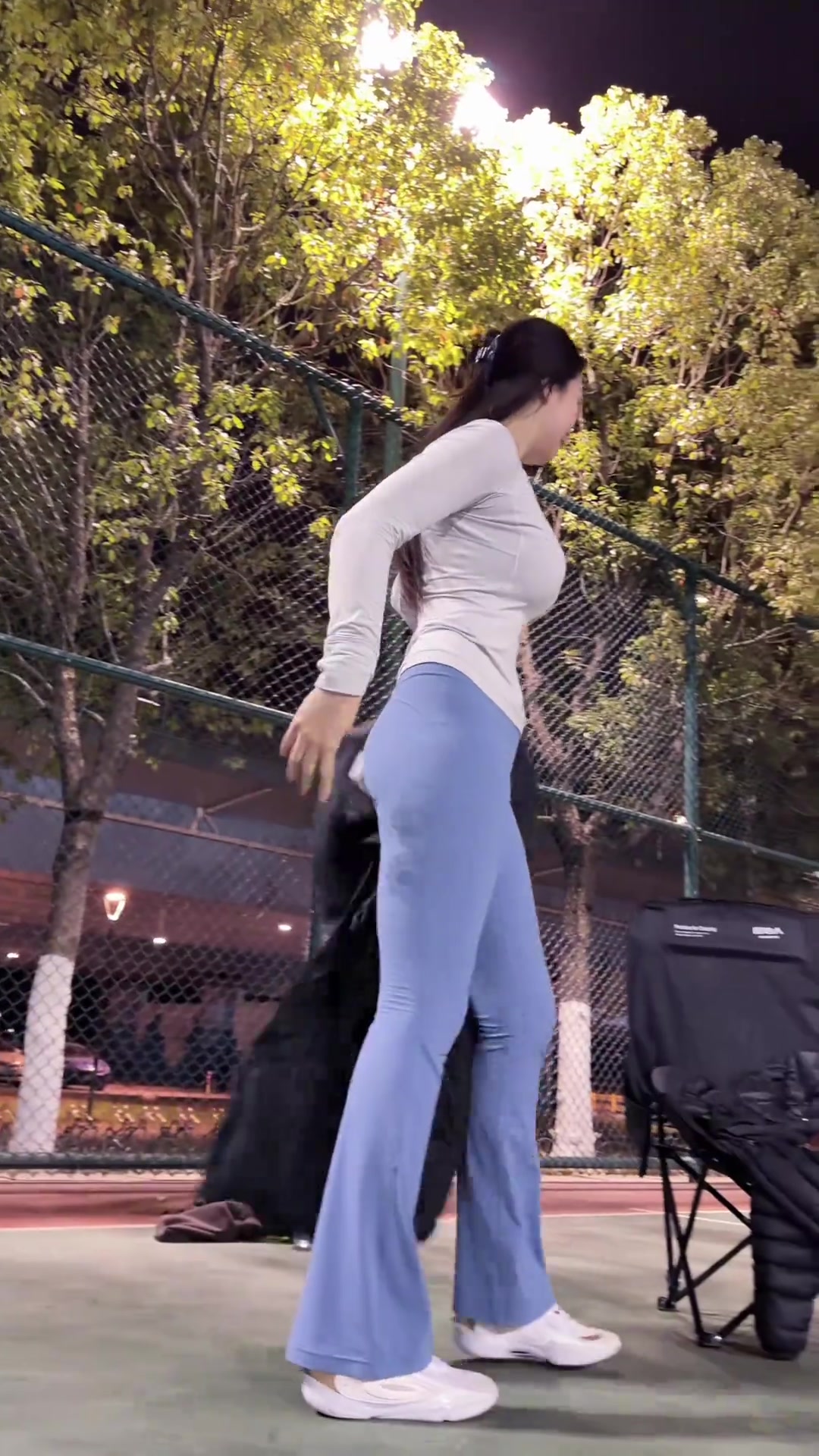 什么样的男人才配拥有这样的女人，我吗？