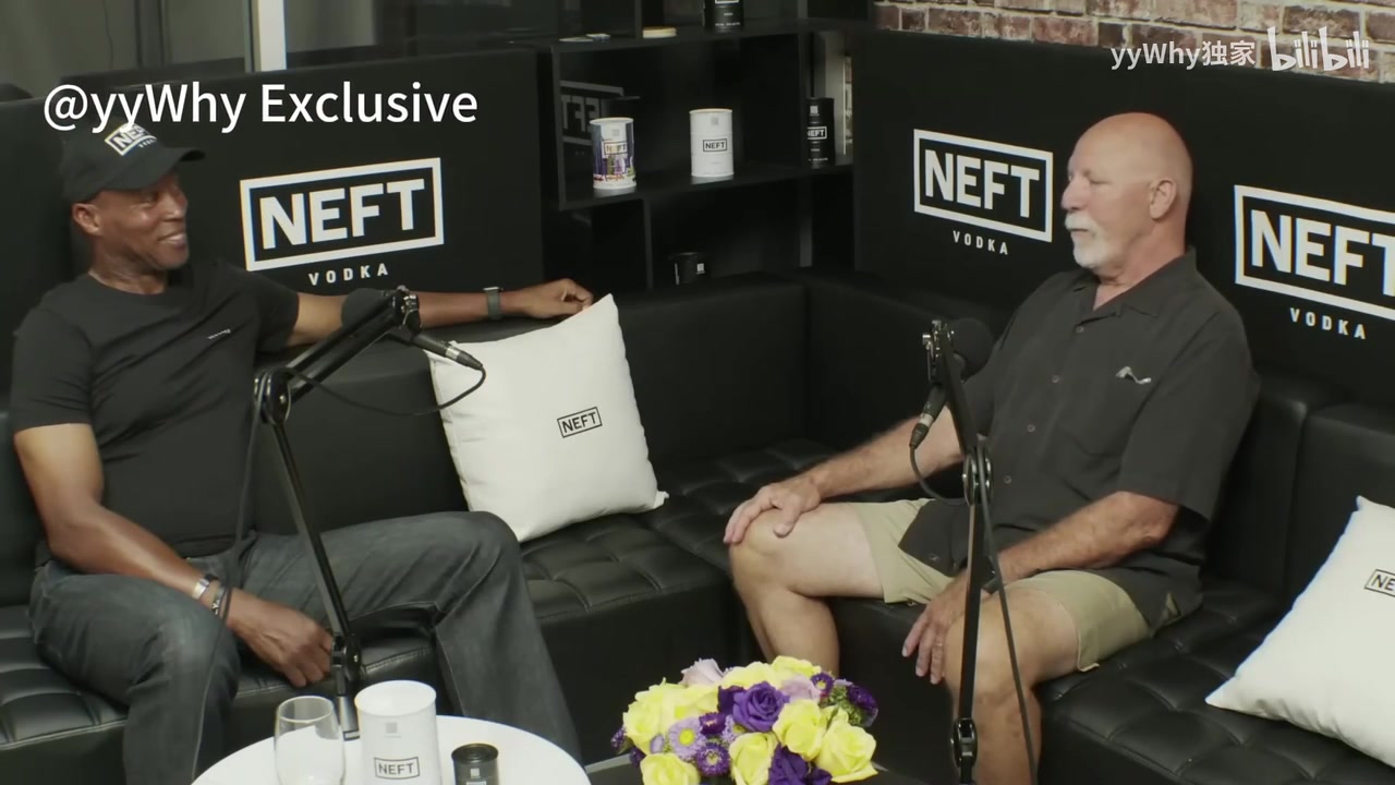 湖人退休队医：跟腱断裂以后科比非常情绪化，见到女儿立刻变温柔