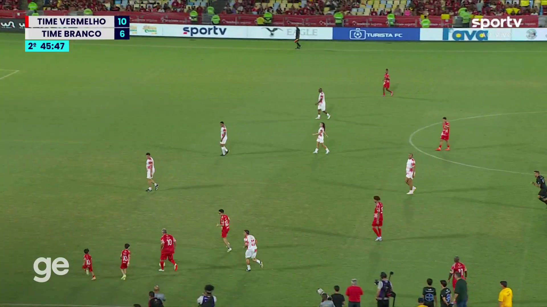 “ 白贝利”济科的孙子进球啦!这守门员也太宠爱了吧