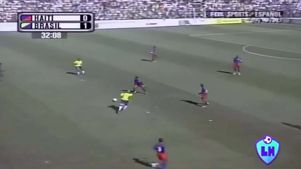 还有人没看过小罗这个天秀进球吗