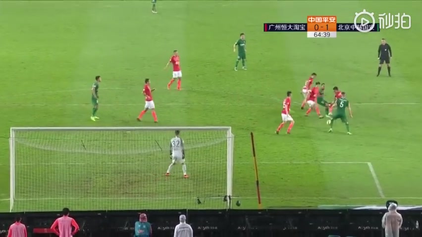 强势二打五！当年奥古斯托与比埃拉连续传递敲开广州恒大球门