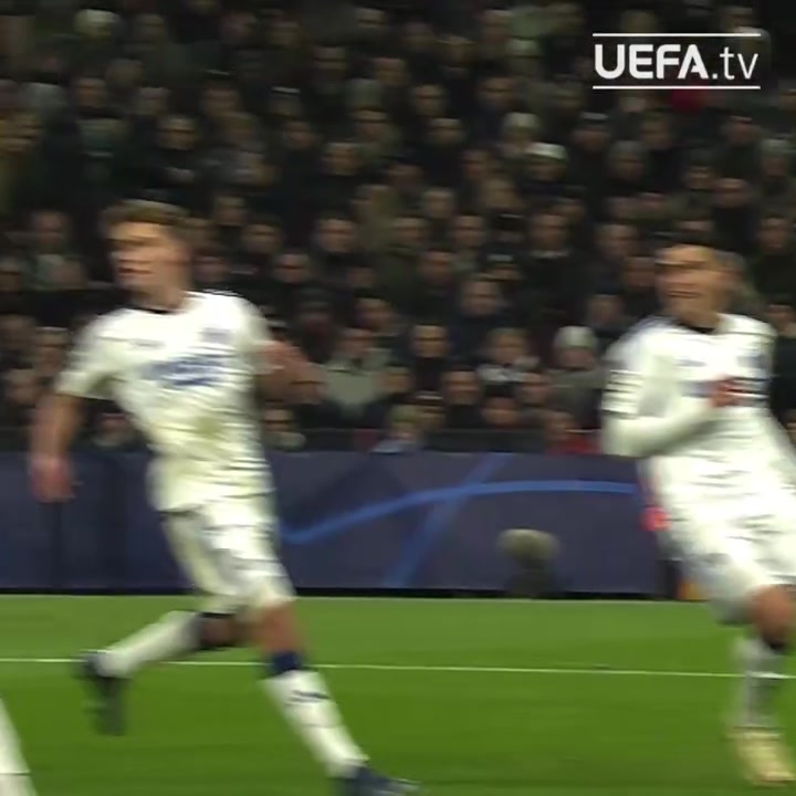 魔人布欧的武林绝学！名场面：哈兰德恐怖的凌空钩射！