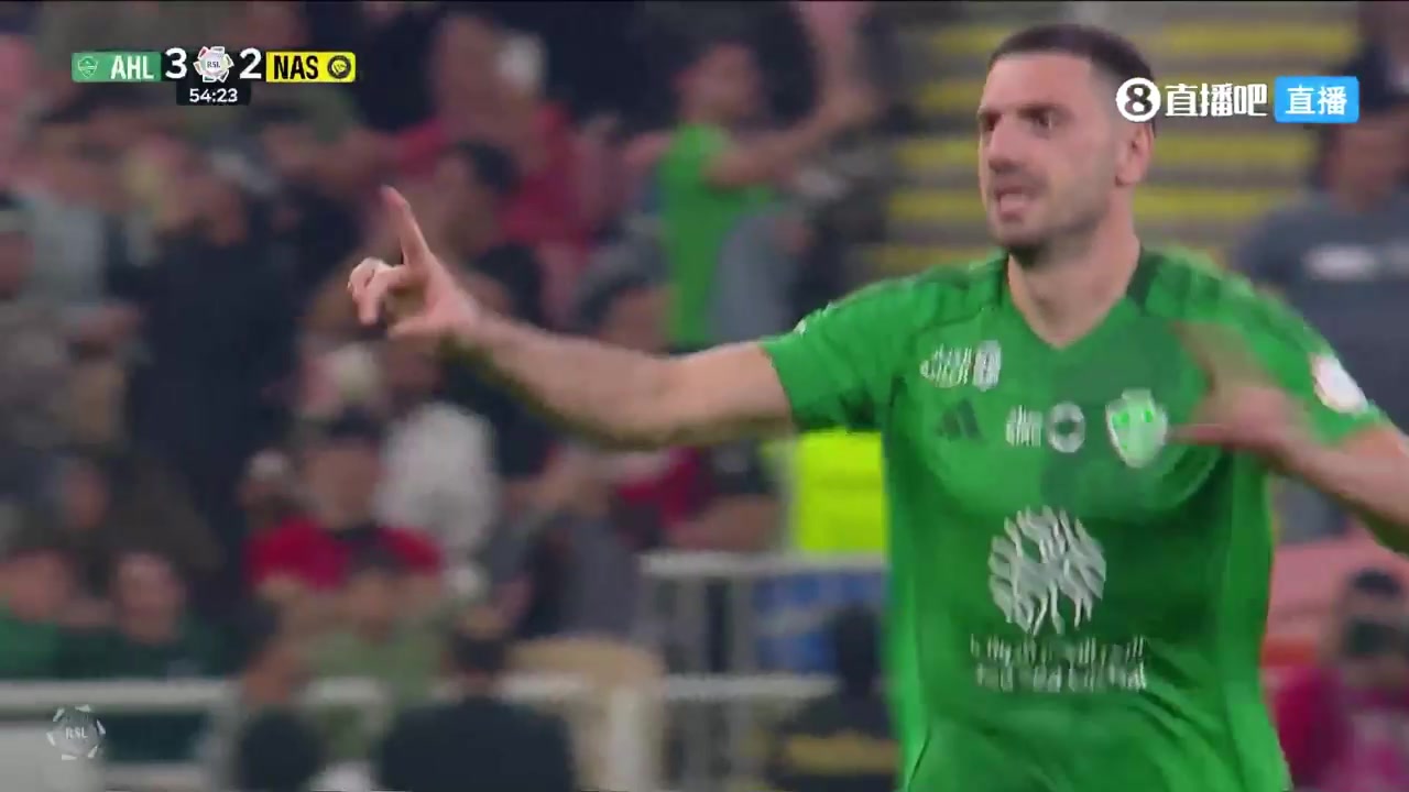 胜利2-3再次落后吉达国民！伊万-托尼助攻，德米拉尔头球破门！