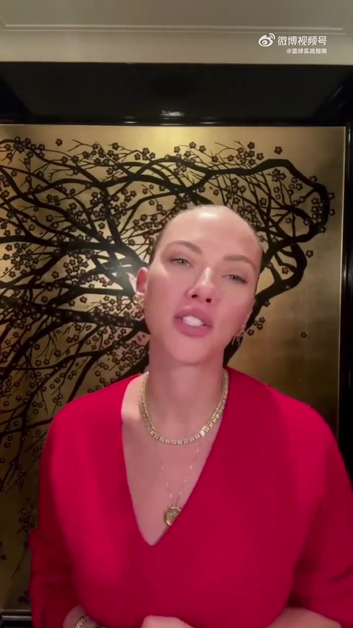 41岁的寡姐也略显老态了,阿杜应该不会再想喝她洗澡水吧