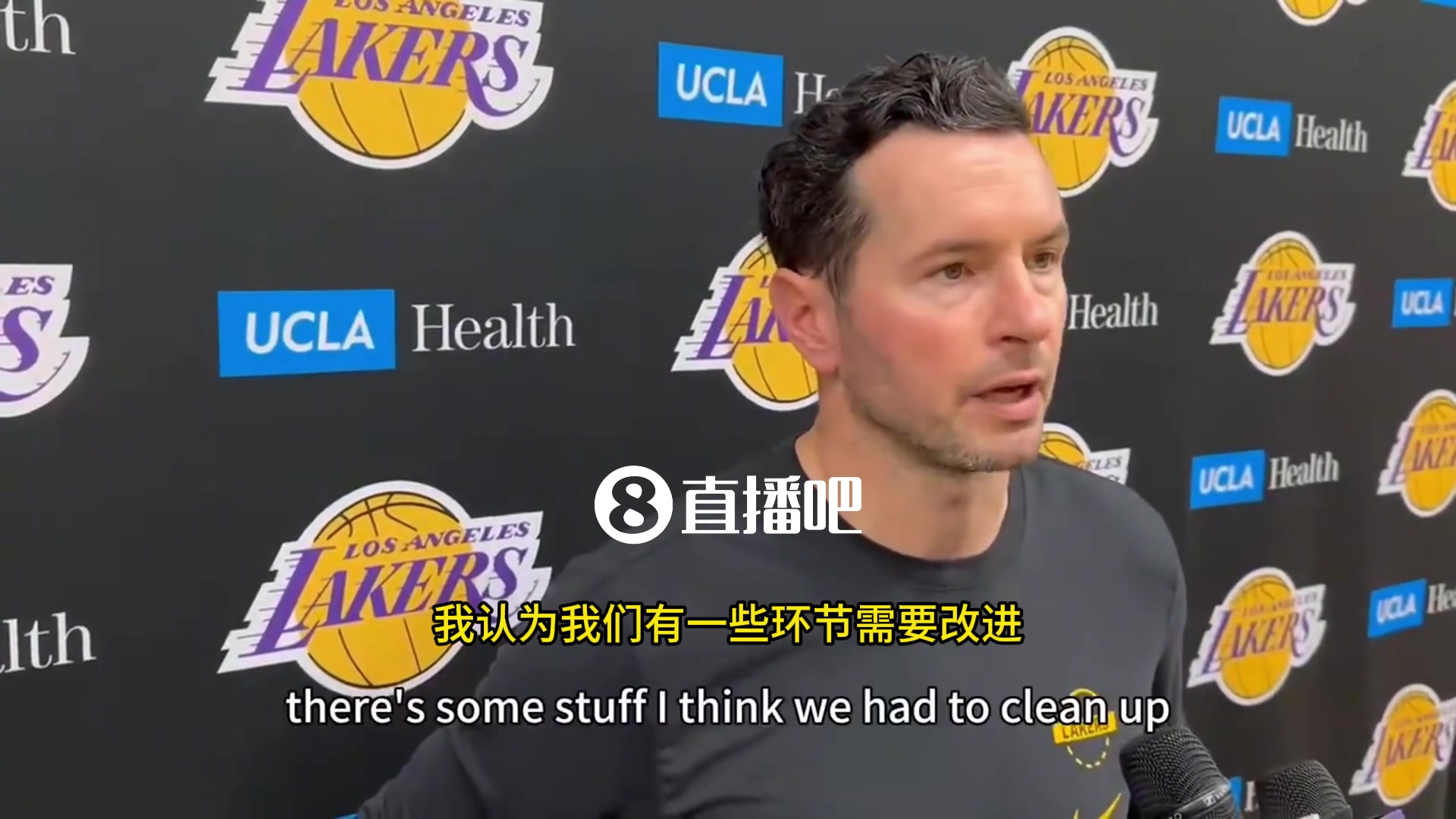 雷迪克：艾顿近期发挥不佳是因为沮丧，在进攻端经常接不到球